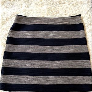Loft beige and navy blue mini skirt, size 10